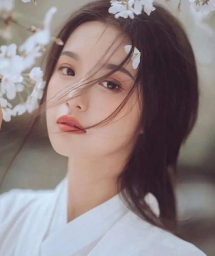【独家】有没有青梅竹马，男主小时候欺负女主，后来长大了追妻火葬场的小说？